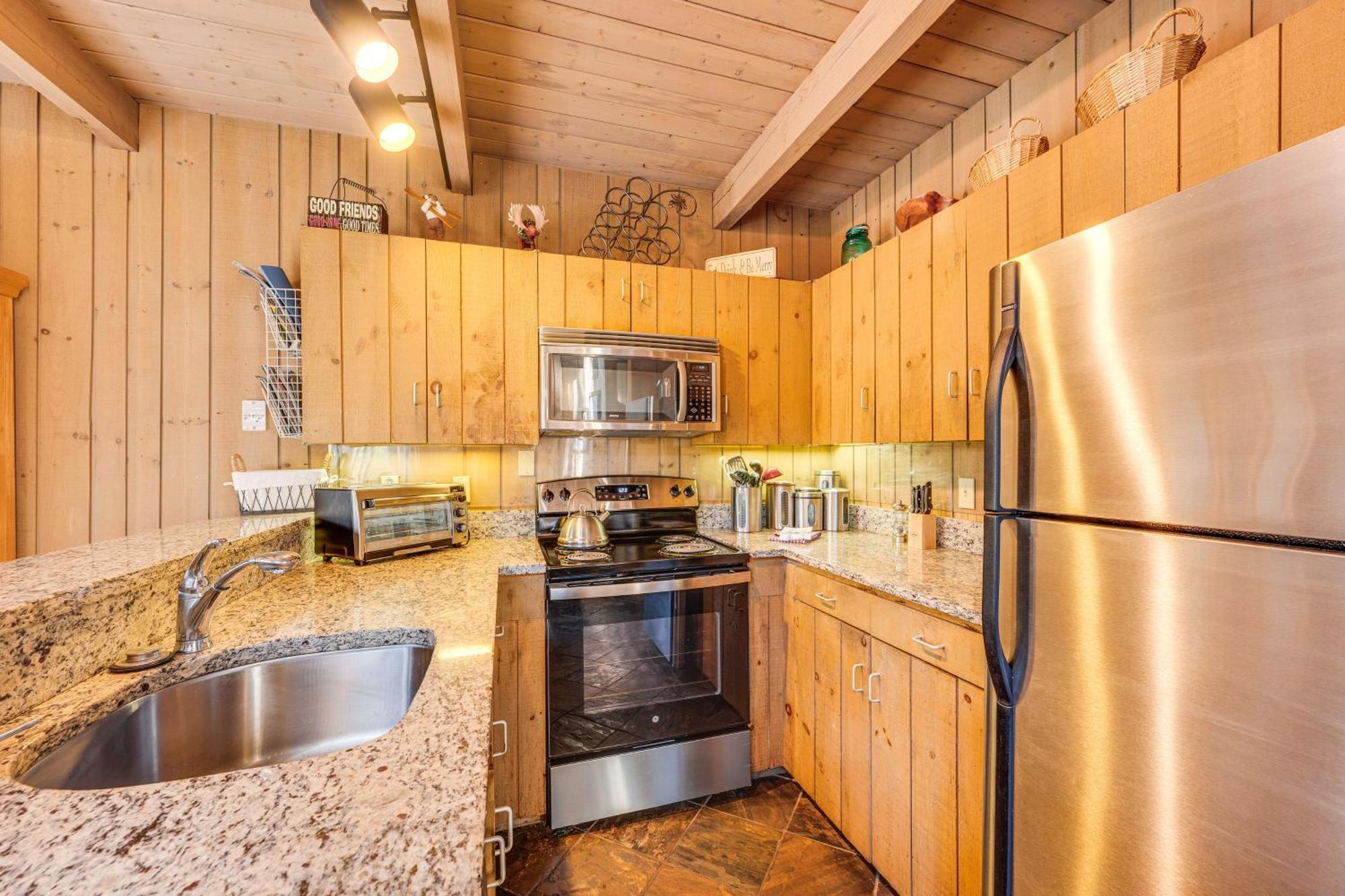 All-season Conway With Gas Grill! Apartment North Conway